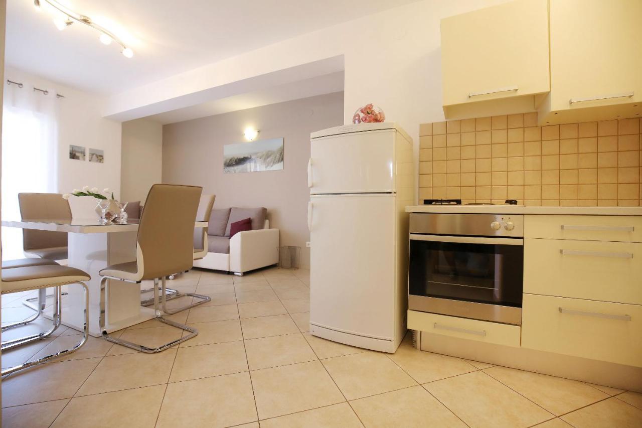 Apartments Tony Biograd na Moru Kültér fotó