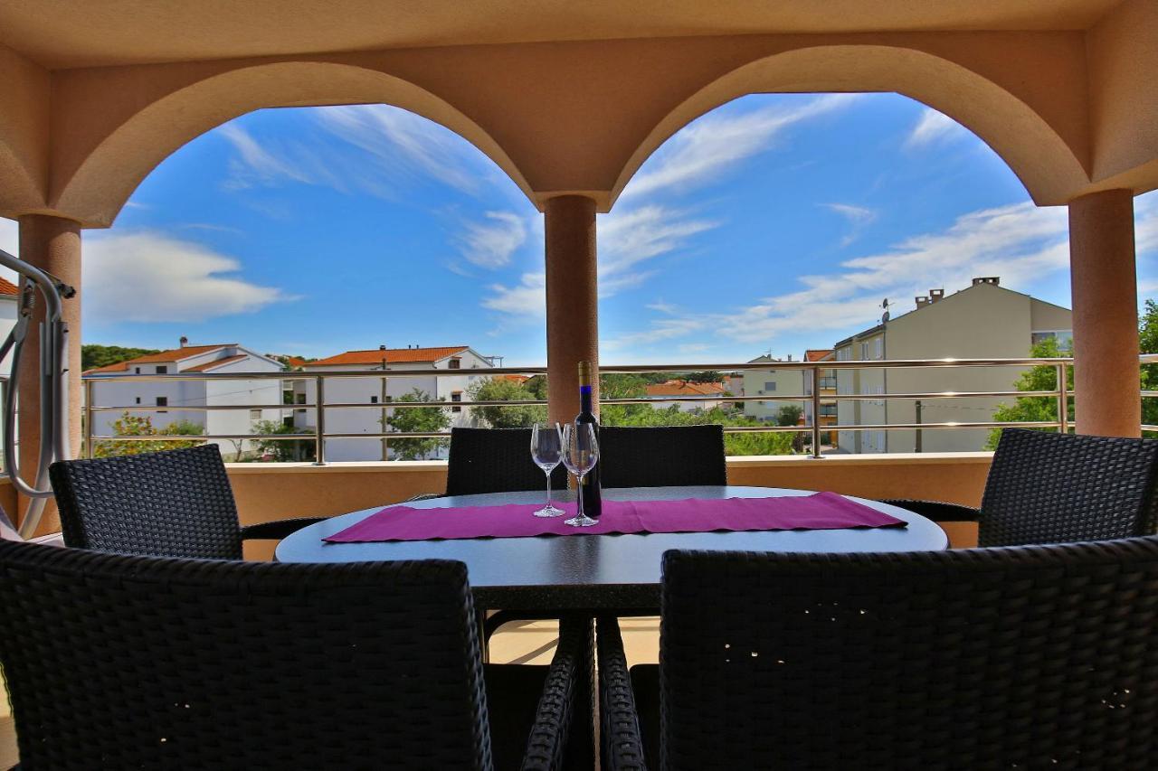 Apartments Tony Biograd na Moru Kültér fotó