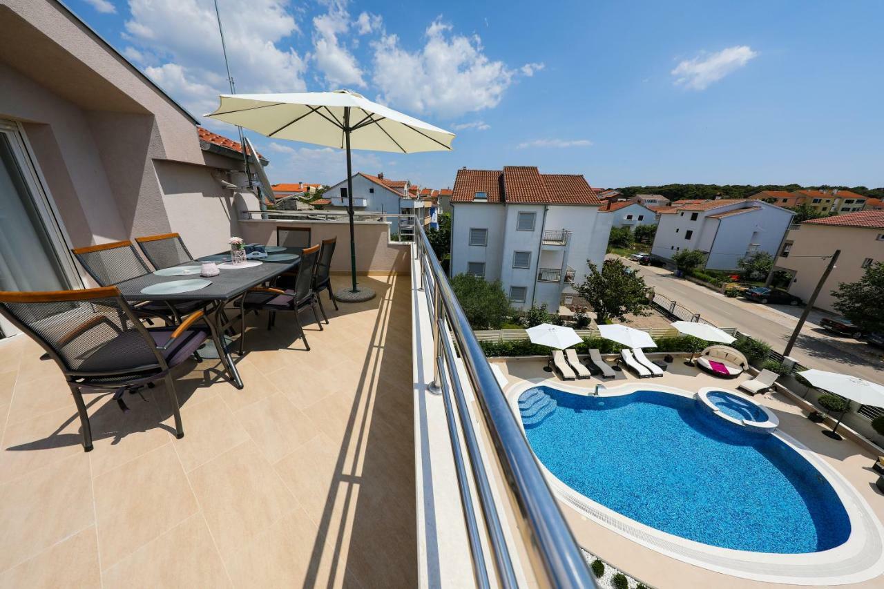 Apartments Tony Biograd na Moru Kültér fotó